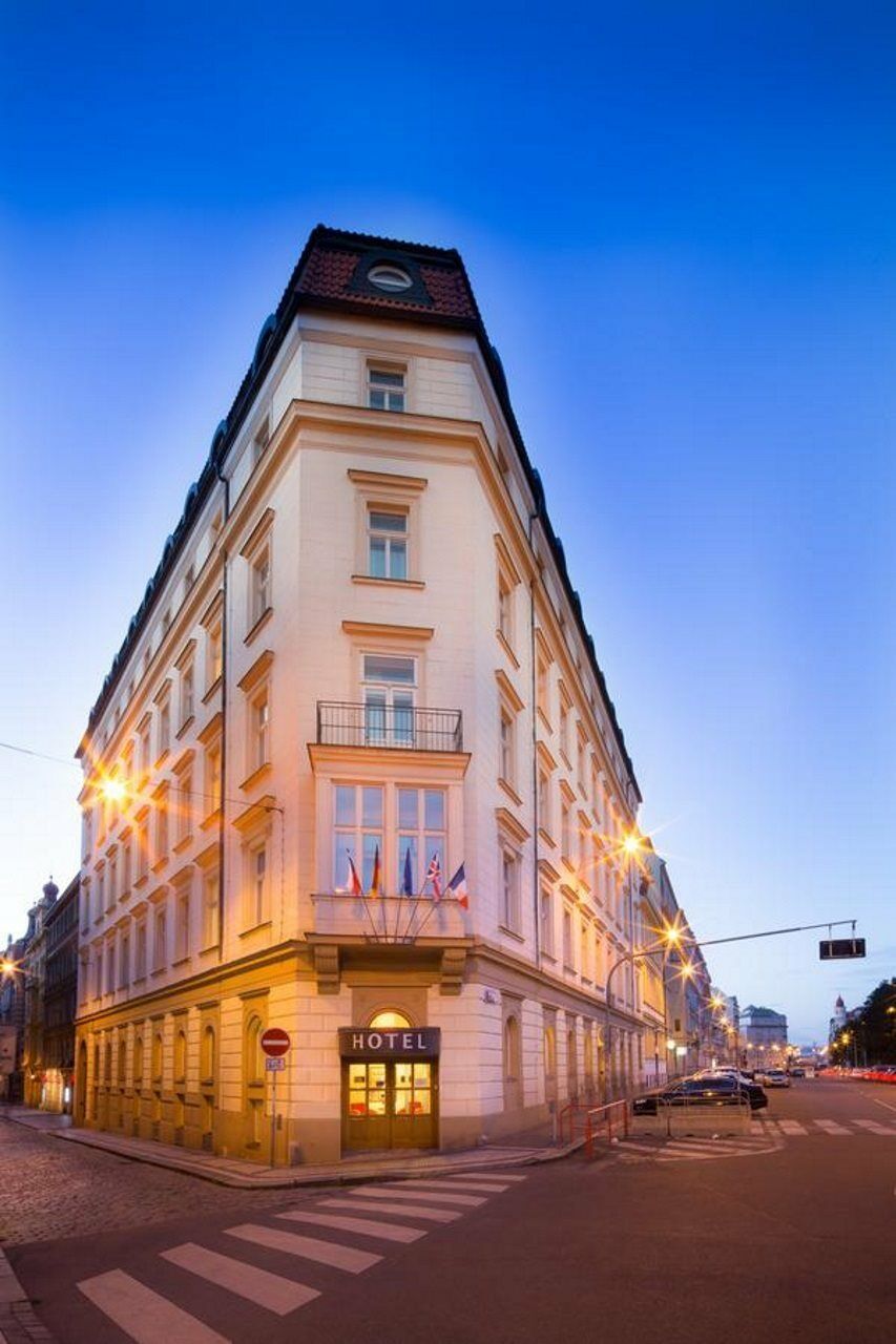 Exe City Park Hotel Prag Exterior foto